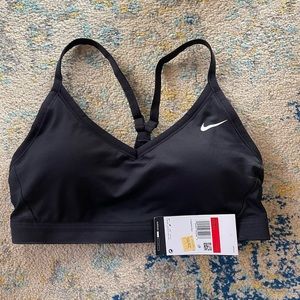 NWT NIKE Sport Bra size large